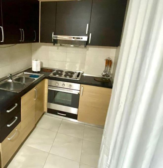 Chlo Apartment 1 Tirane Ngoại thất bức ảnh