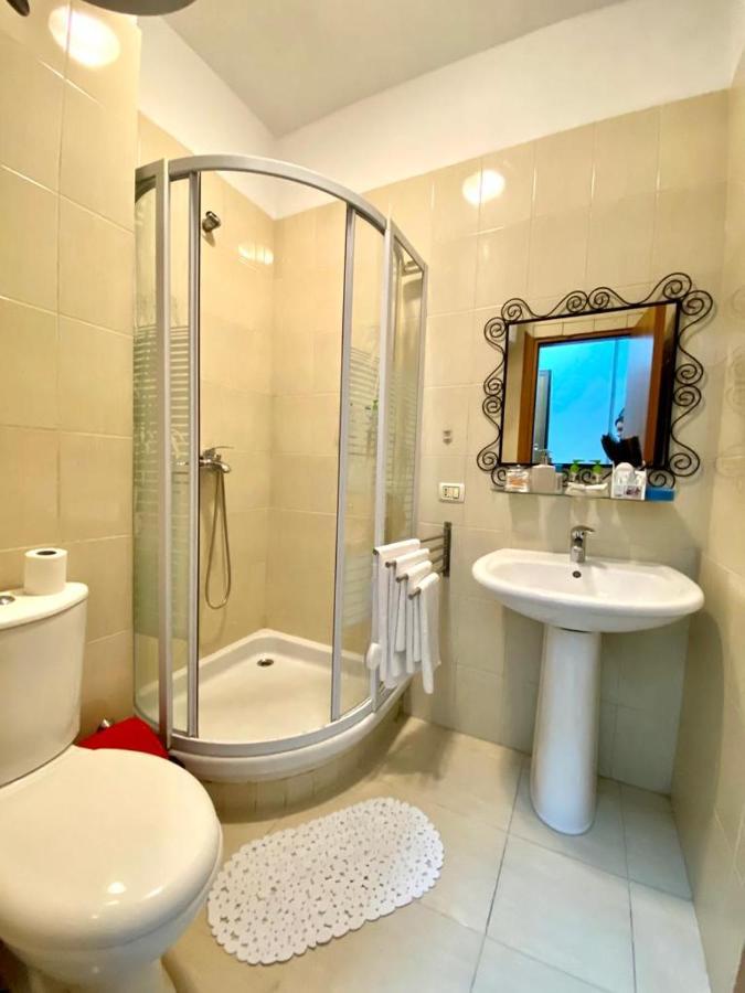 Chlo Apartment 1 Tirane Ngoại thất bức ảnh